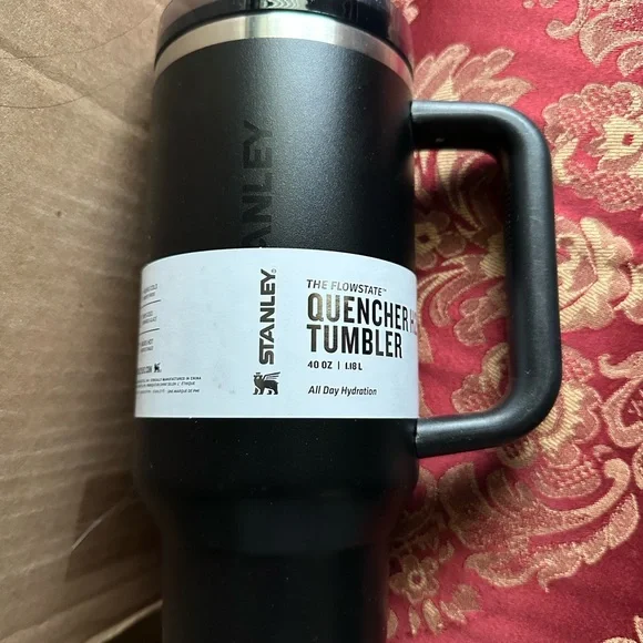 Stanley Gray and Light Gray Tumblers - Picture 7 of 7